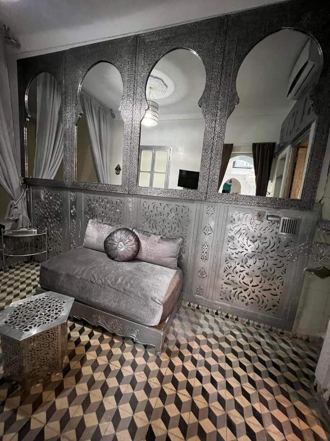 Riad 1001 Couleurs Marrakesch Exterior foto
