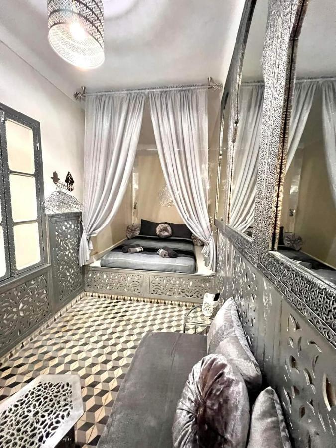Riad 1001 Couleurs Marrakesch Exterior foto